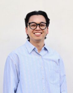 Dr Julian Oronos